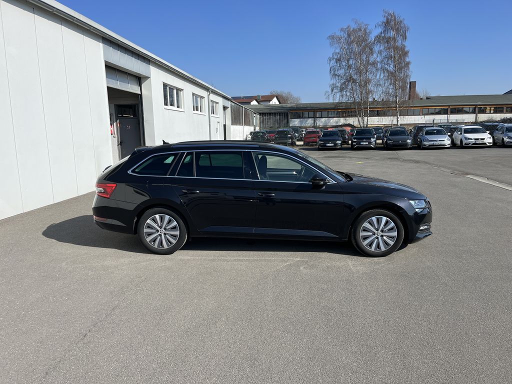Skoda Superb Combi 2.0 TDI DSG Ambition 5