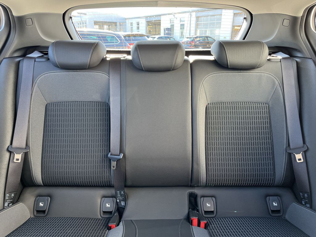 Opel Astra K 1.2 Business 16