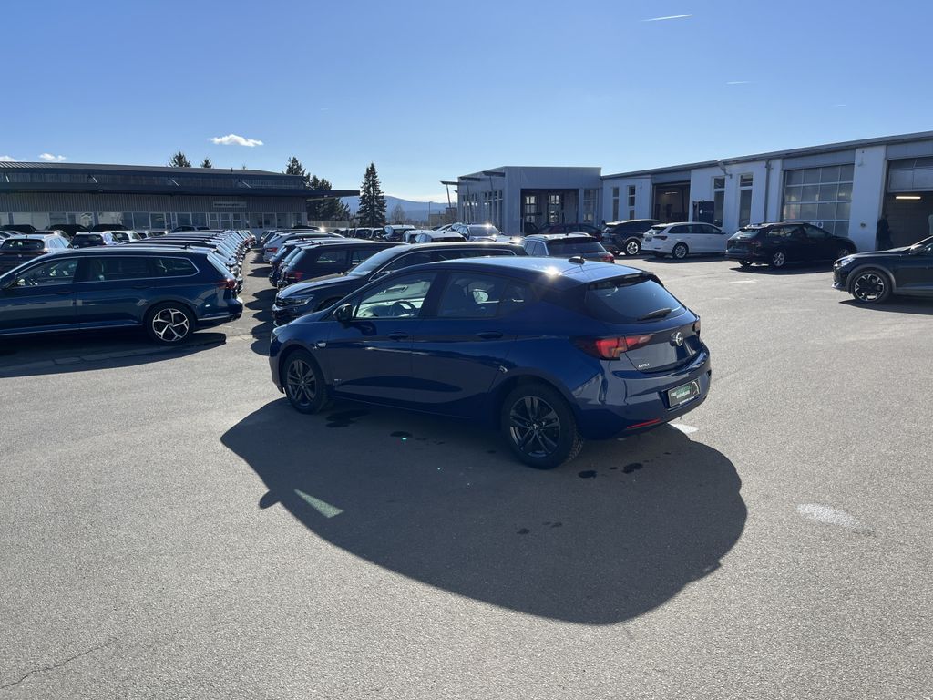 Opel Astra K 1.2 Business 9
