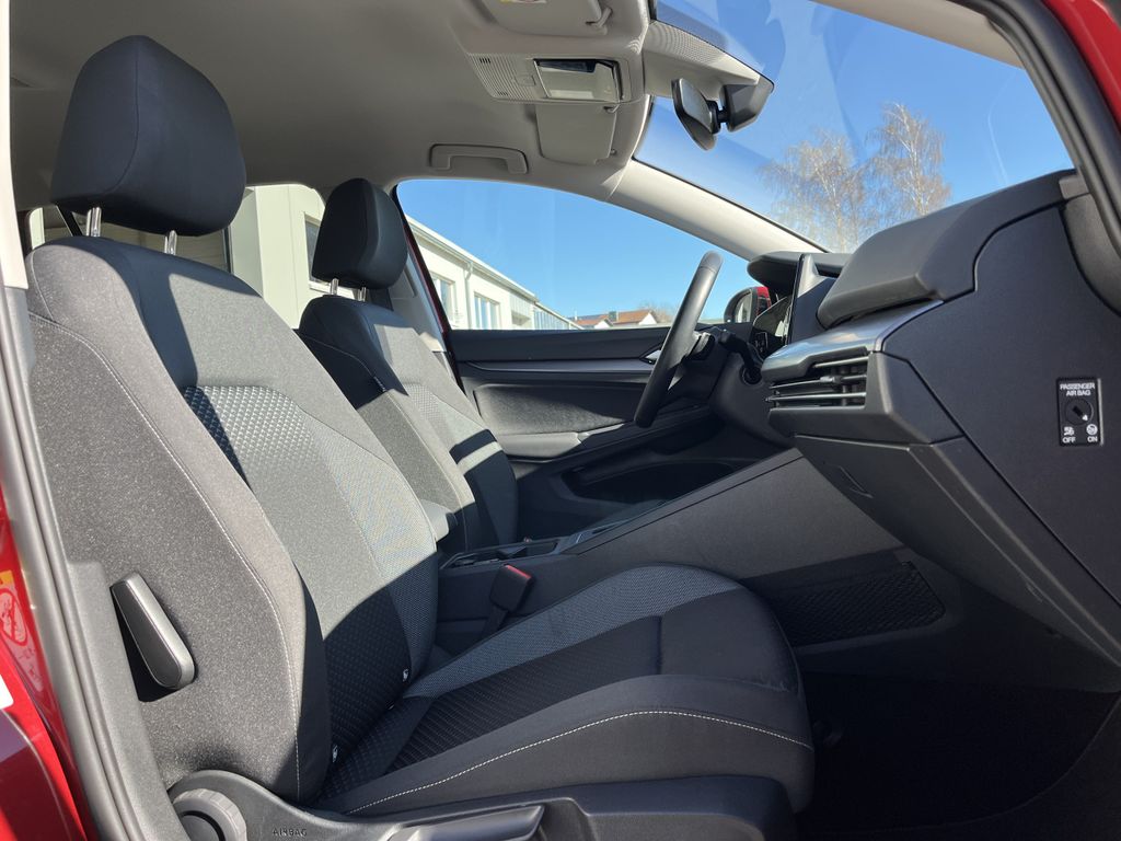 Volkswagen Golf Variant 2.0 TDI DSG ACTIVE 13
