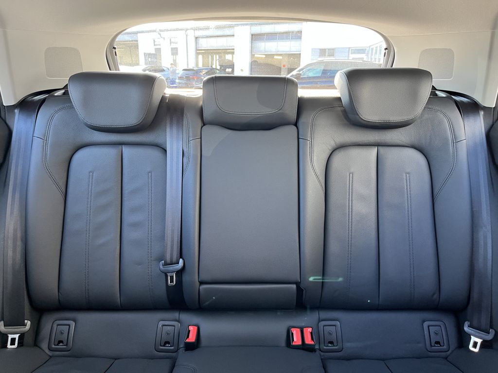 Audi Q2 35 2.0 TDI quattro S tronic Advanced 16