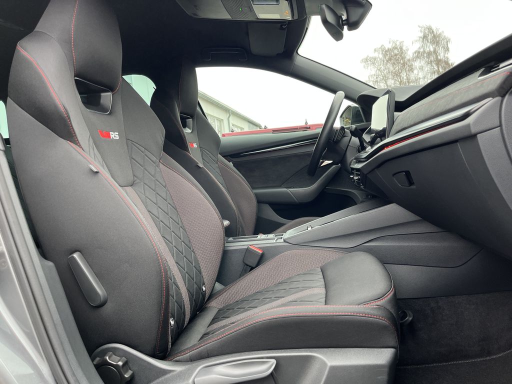Skoda Octavia Combi 1.4 TSI iV RS 13