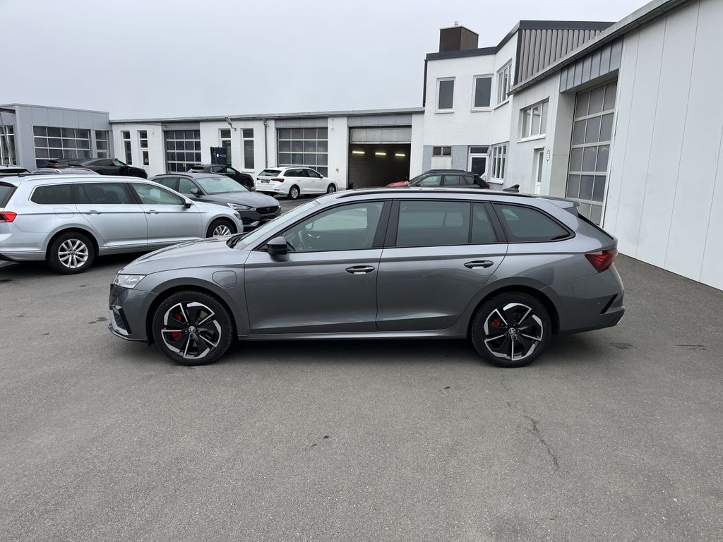 Skoda Octavia Combi 1.4 TSI iV RS 2