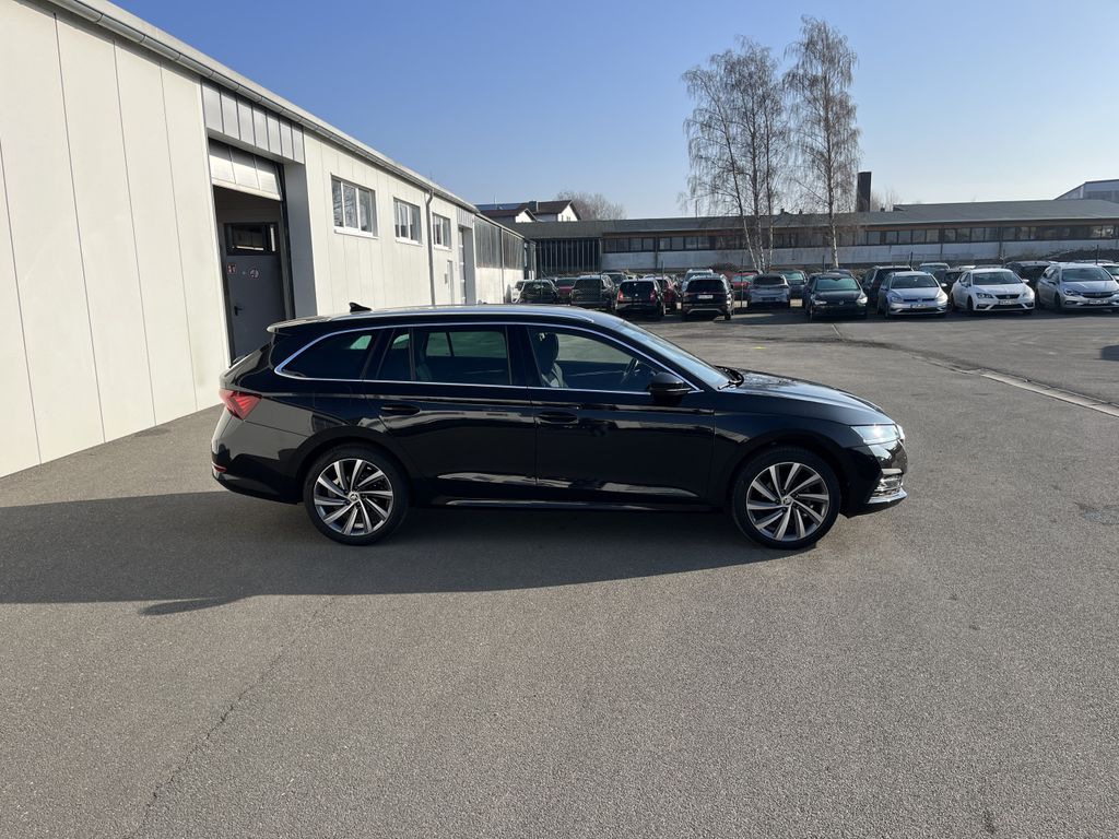 Skoda Octavia Combi 2.0 TDI DSG Style 5