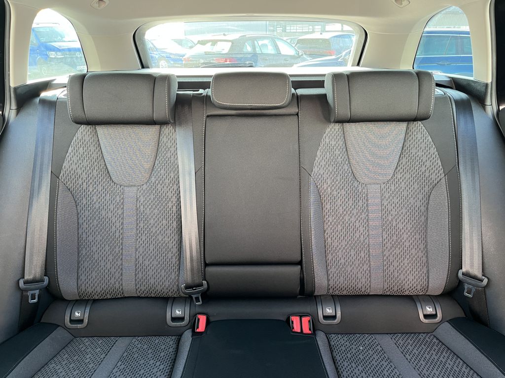 Skoda Octavia Combi 2.0 TDI DSG Style 16