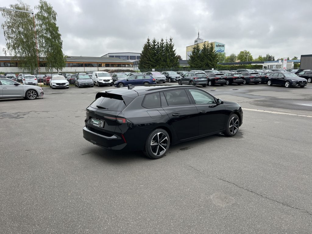 Opel Astra 1.2 GS 6