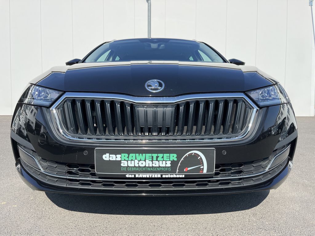 Skoda Octavia Combi 2.0 TDI Style 3