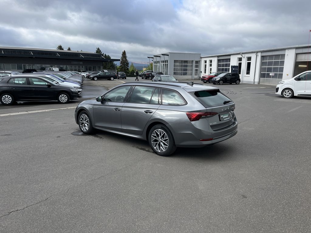 Skoda Octavia Combi 1.0 TSI DSG Blackline 9