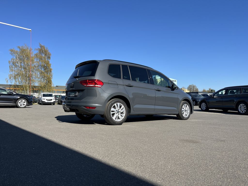 Volkswagen Touran 2.0 TDI DSG Comfortline 6