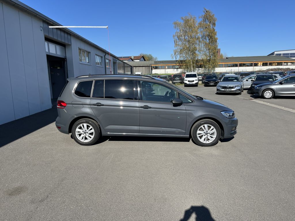 Volkswagen Touran 2.0 TDI DSG Comfortline 5