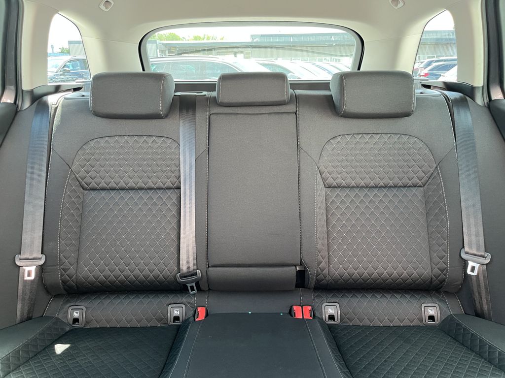 Skoda Superb Combi 2.0 TDI DSG Ambition 16