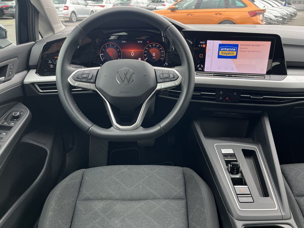 Volkswagen Golf Variant 1.5 TSI DSG Life 13
