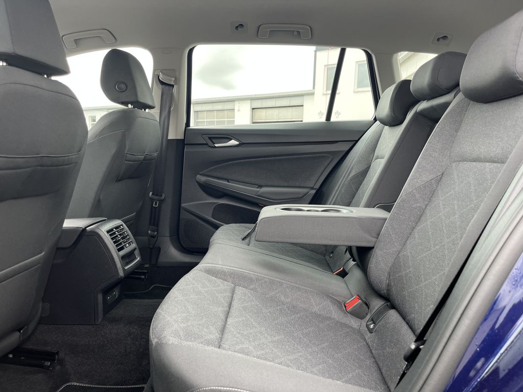 Volkswagen Golf Variant 1.5 TSI DSG Life 14