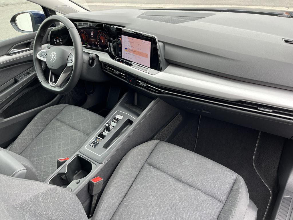 Volkswagen Golf Variant 1.5 TSI DSG Life 11