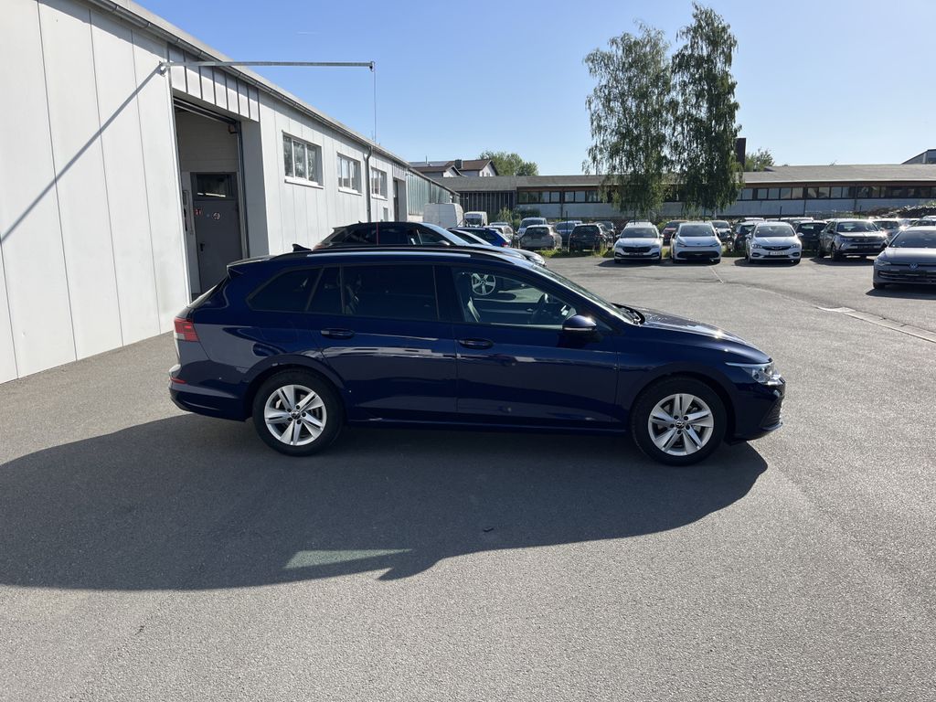 Volkswagen Golf Variant 1.5 TSI DSG Life 4