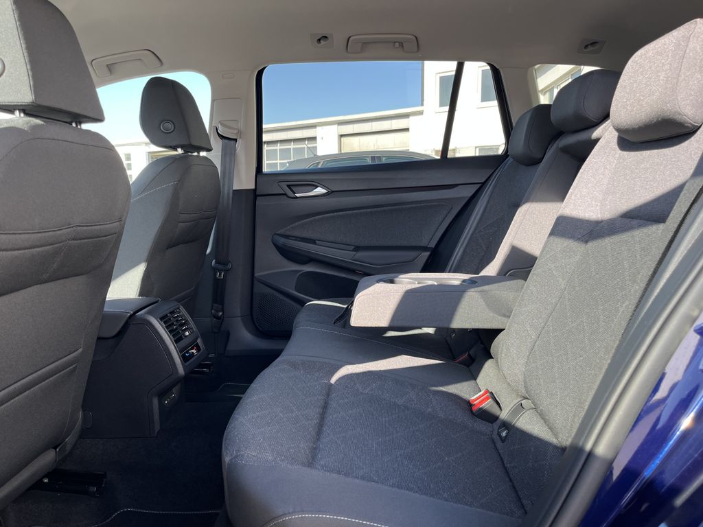 Volkswagen Golf Variant 1.5 TSI DSG Life 14