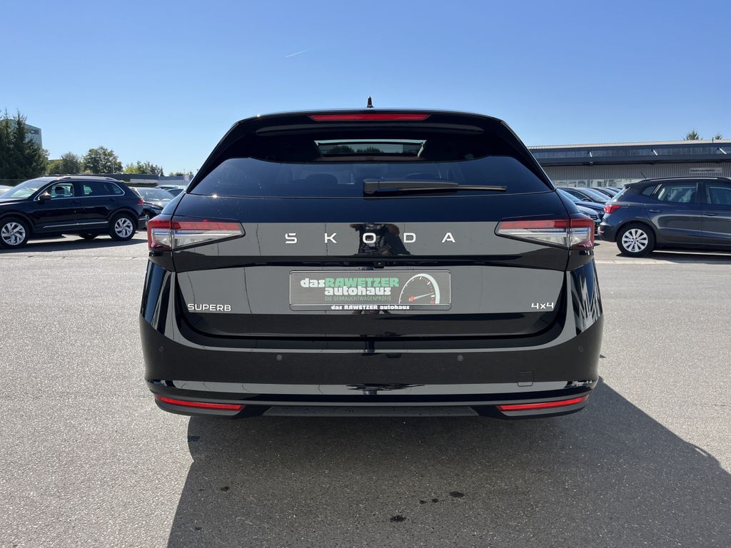 Skoda Superb Combi 2.0 TDI DSG 4x4 Selection 9