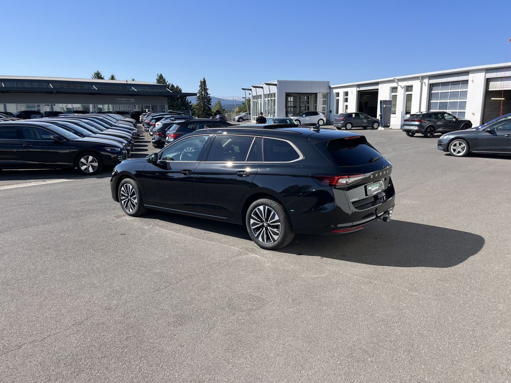 Skoda Superb Combi 2.0 TDI DSG 4x4 Selection 11