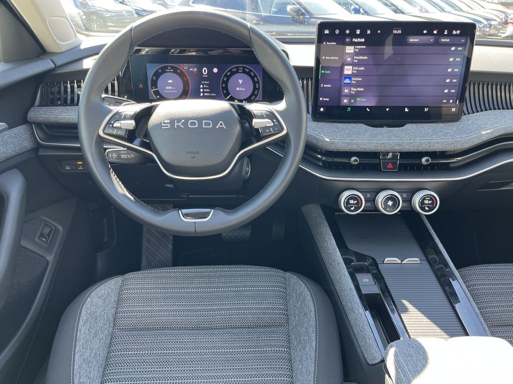 Skoda Superb Combi 2.0 TDI DSG 4x4 Selection 16