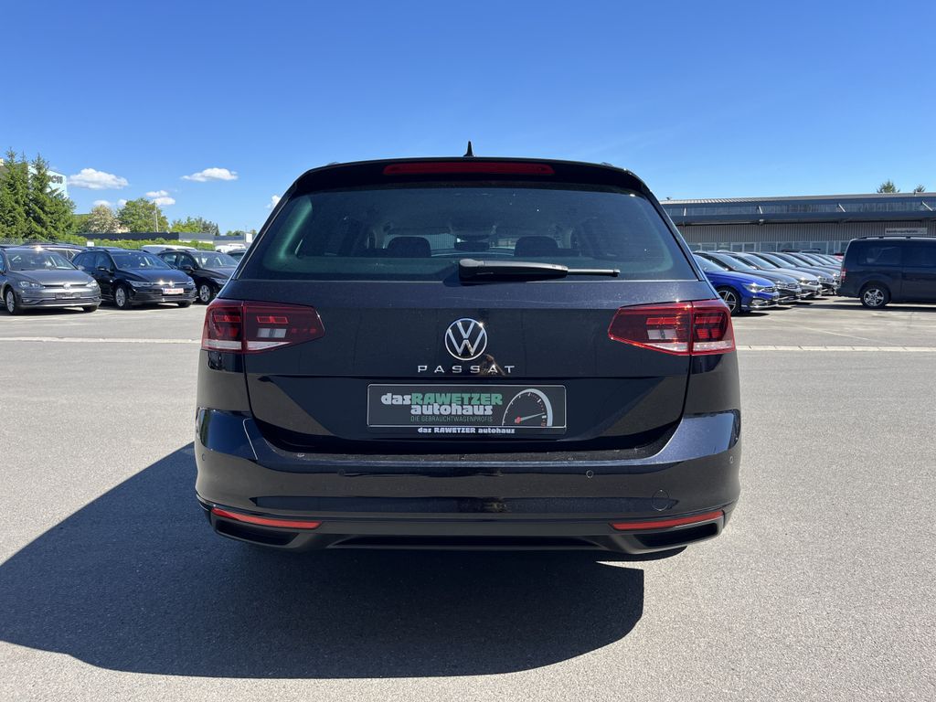 Volkswagen Passat Variant 2.0 TDI DSG Business 8