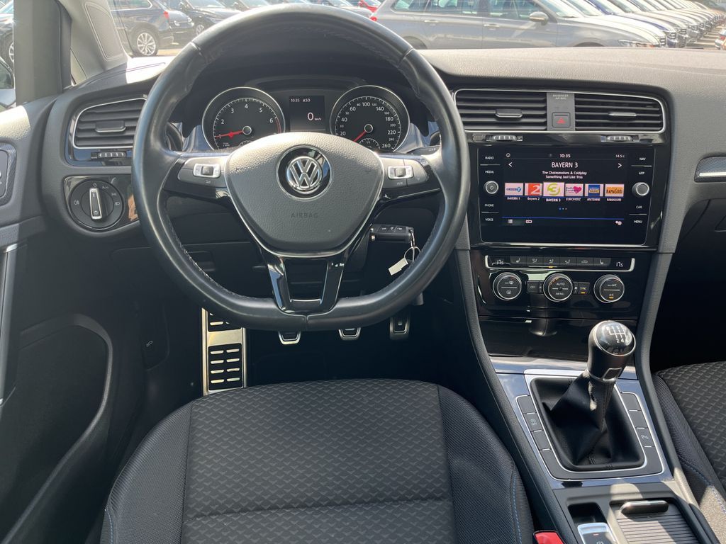 Volkswagen Golf Variant 1.0 TSI UNITED 14