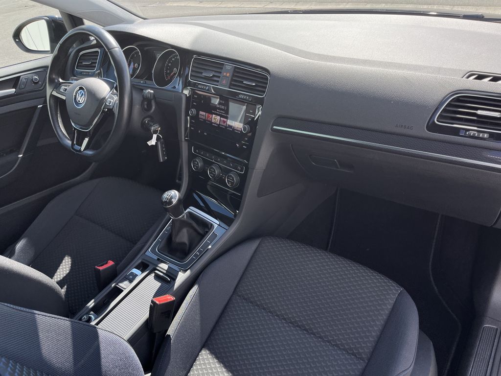 Volkswagen Golf Variant 1.0 TSI UNITED 12