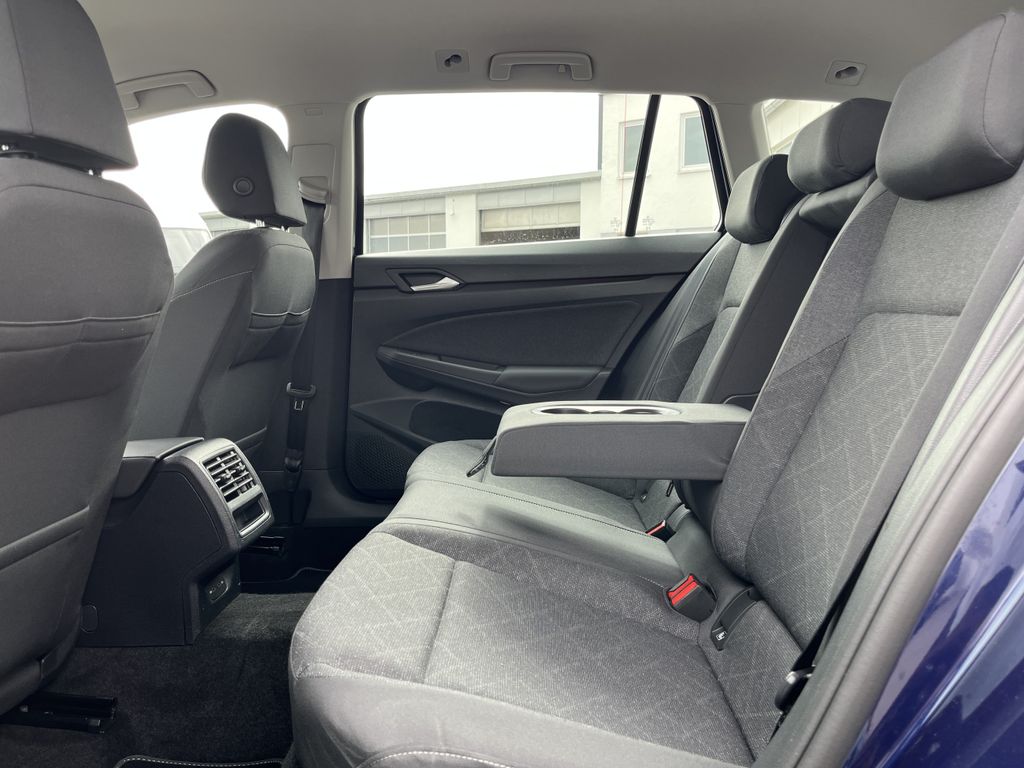 Volkswagen Golf Variant 1.5 TSI DSG Life 15