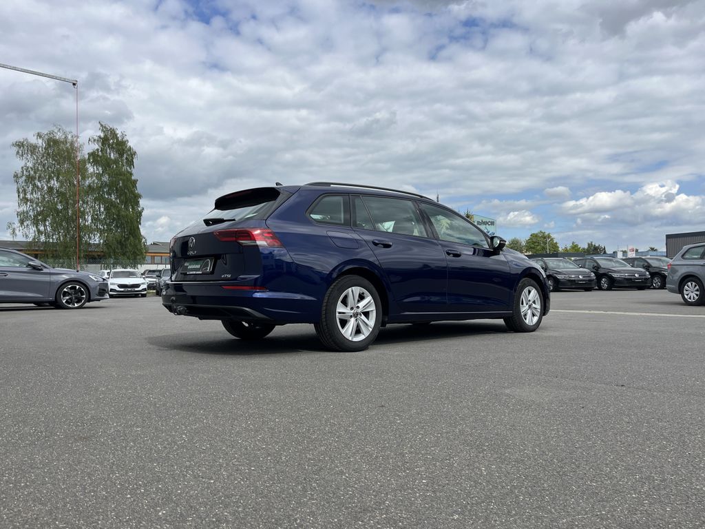 Volkswagen Golf Variant 1.5 TSI DSG Life 6