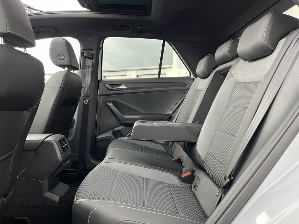 Volkswagen T-Roc 1.5 TSI DSG R-Line 15