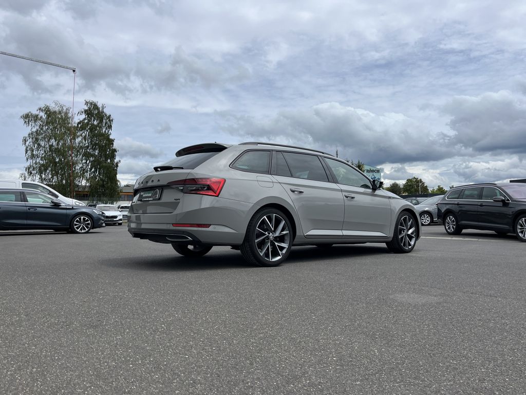 Skoda Superb Combi 2.0 TDI 4x4 DSG SPORTLINE 6