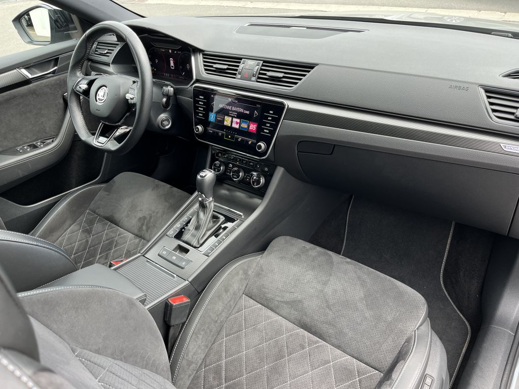 Skoda Superb Combi 2.0 TDI 4x4 DSG SPORTLINE 13