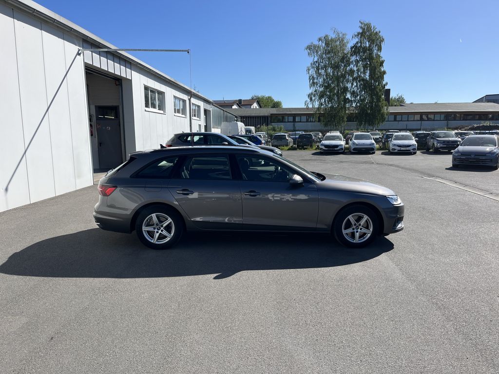 Audi A4 Avant 35 2.0 TDI S tronic AHK 6
