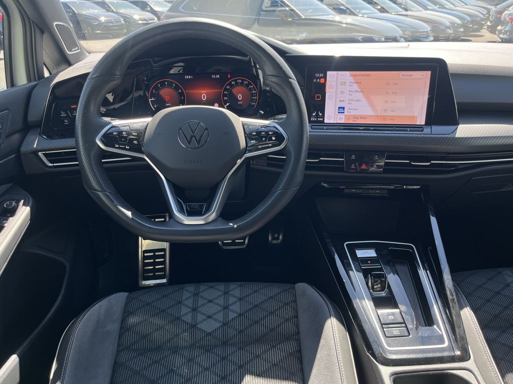 Volkswagen Golf 1.5 TSI DSG R-Line 16