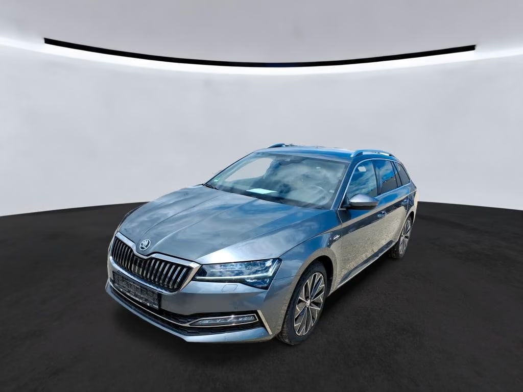 Skoda Superb 2.0 2023