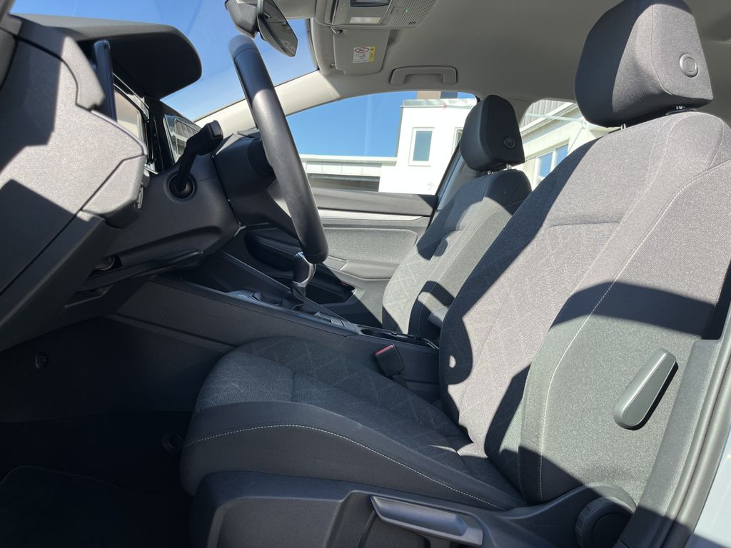 Volkswagen Golf 1.5 TSI Life 13