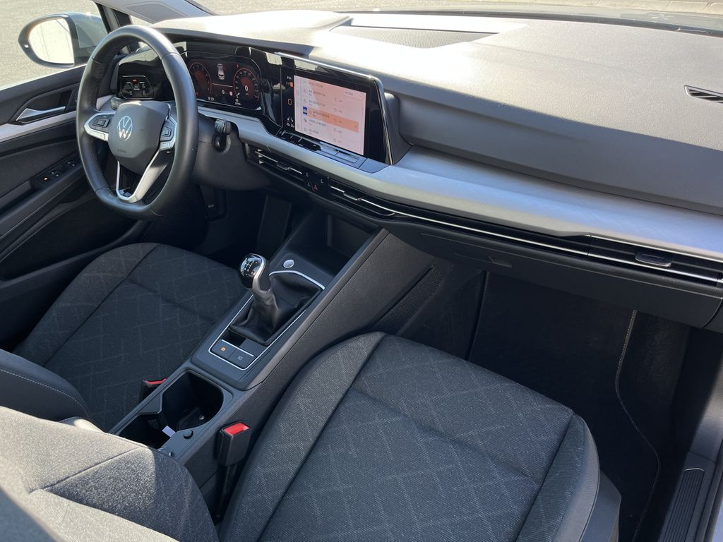 Volkswagen Golf 1.5 TSI Life 14