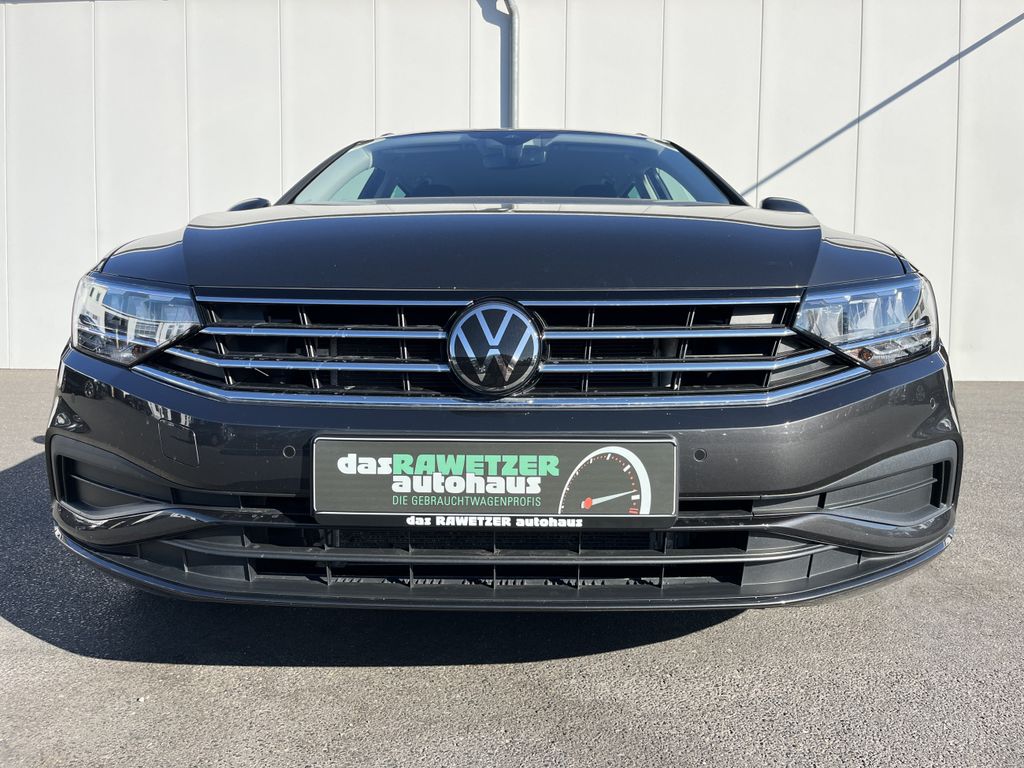 Volkswagen Passat Variant 2.0 TDI R-Line Optik 4