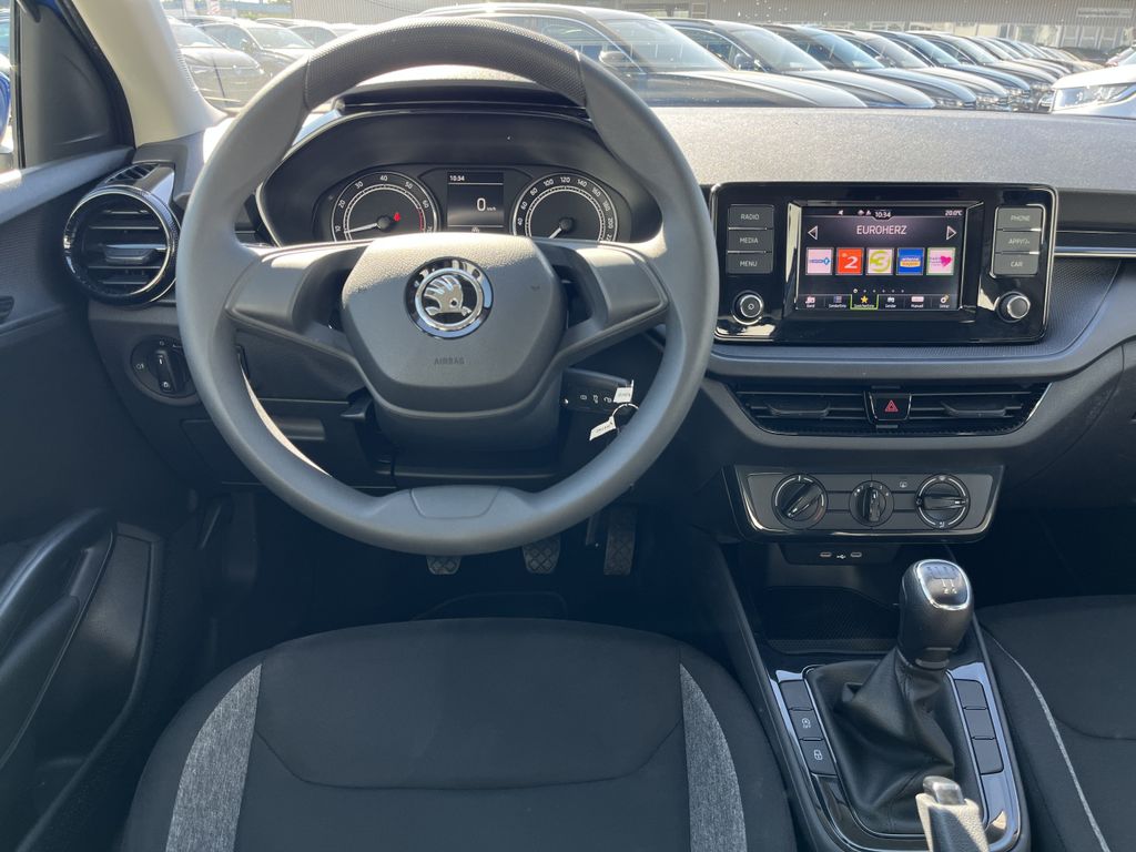 Skoda Fabia 1.0 Easy 15
