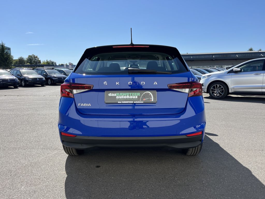 Skoda Fabia 1.0 Easy 8