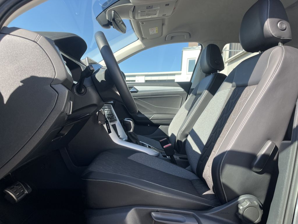 Volkswagen T-Roc 2.0 TDI DSG Life GOAL 13