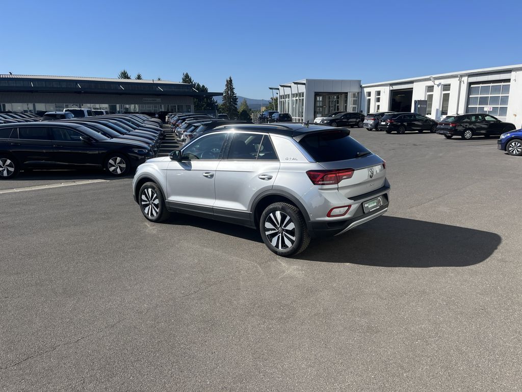 Volkswagen T-Roc 2.0 TDI DSG Life GOAL 11