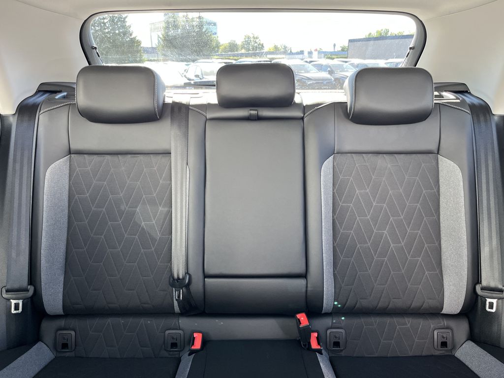 Volkswagen T-Roc 2.0 TDI DSG Life GOAL 18