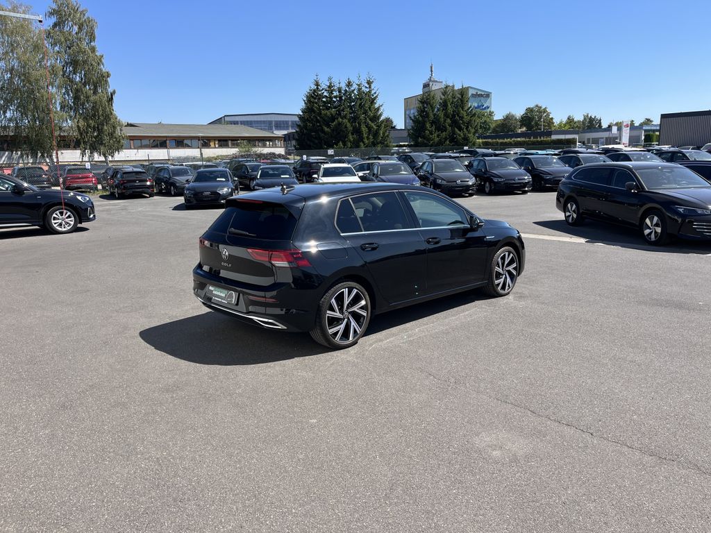 Volkswagen Golf 1.5 TSI Style 8