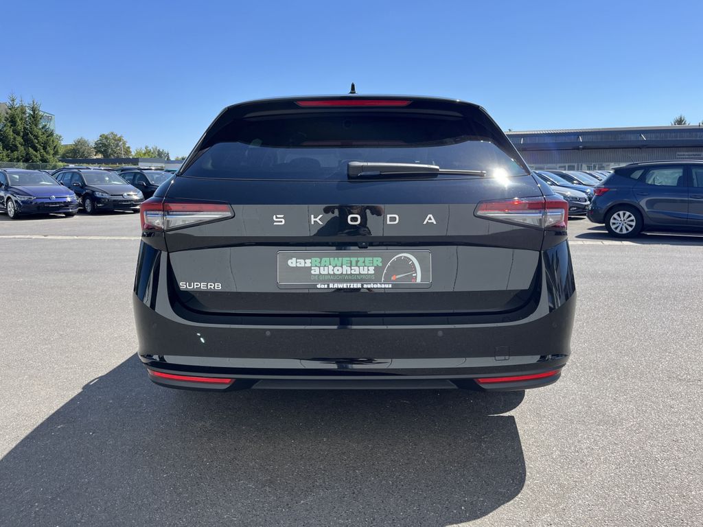 Skoda Superb Combi 2.0 TSI DSG Selection 8