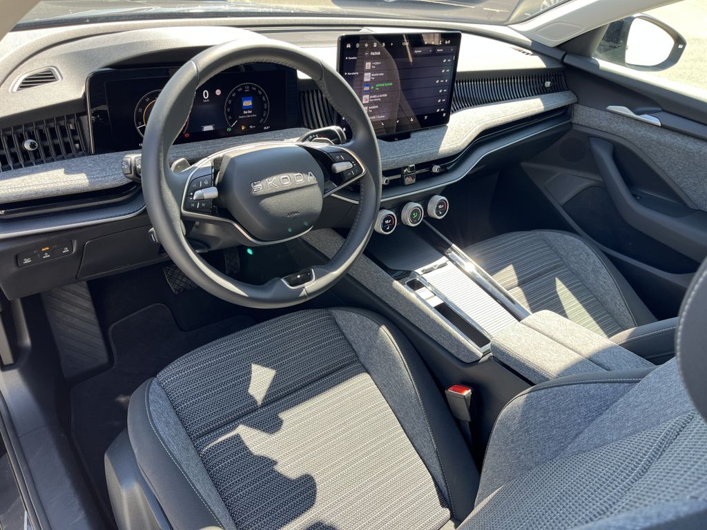 Skoda Superb Combi 2.0 TSI DSG Selection 11
