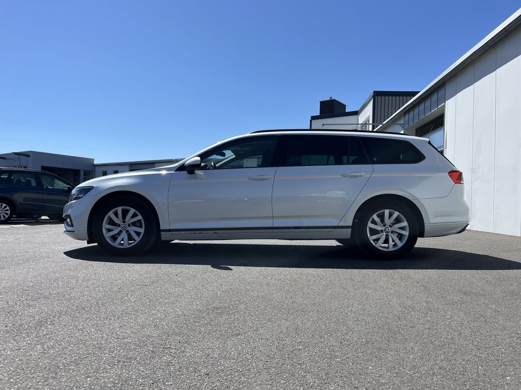 Volkswagen Passat Variant 2.0 TDI DSG Conceptline 2