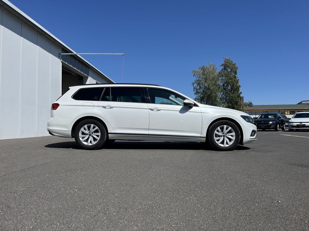 Volkswagen Passat Variant 2.0 TDI DSG Conceptline 5