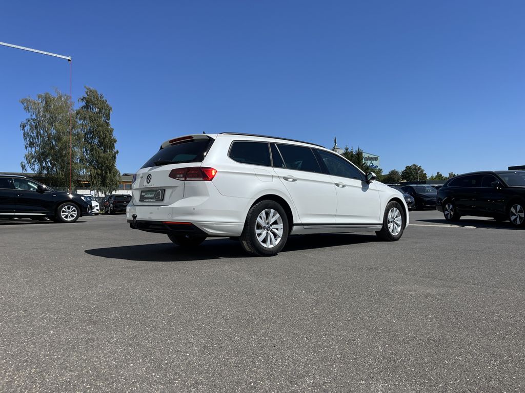 Volkswagen Passat Variant 2.0 TDI DSG Conceptline 7
