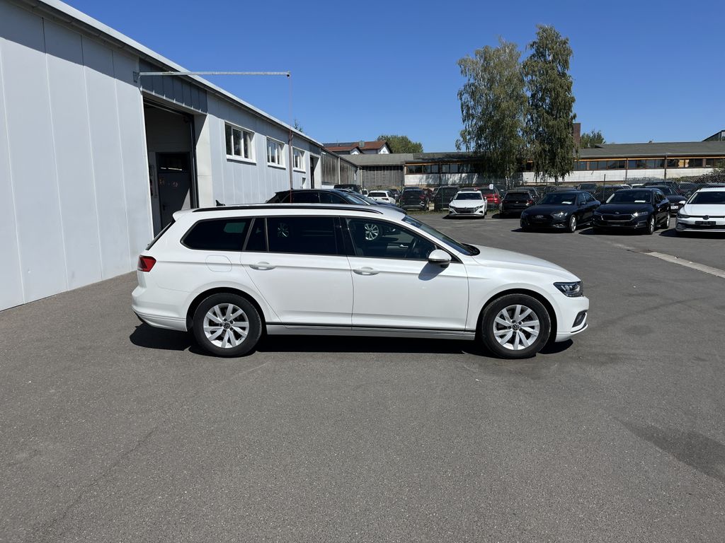 Volkswagen Passat Variant 2.0 TDI DSG Conceptline 6