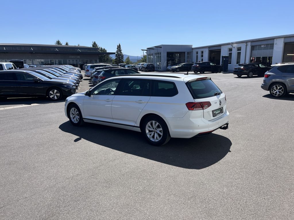 Volkswagen Passat Variant 2.0 TDI DSG Conceptline 11